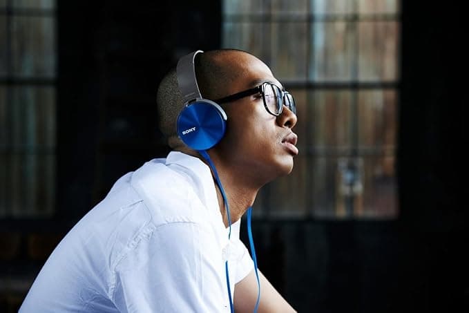 Sony Extra Bass MDR-XB450AP On-Ear Wired Headphones with Mic thumbnail 2