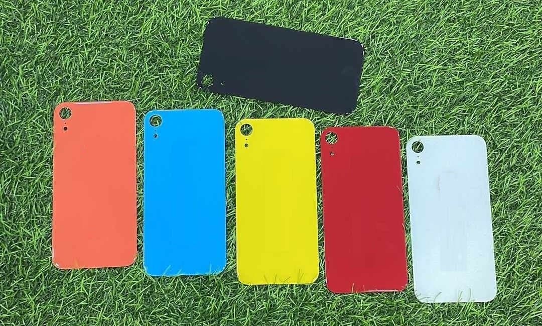 Mozomart Back Panel Glass for iPhone XR : Red