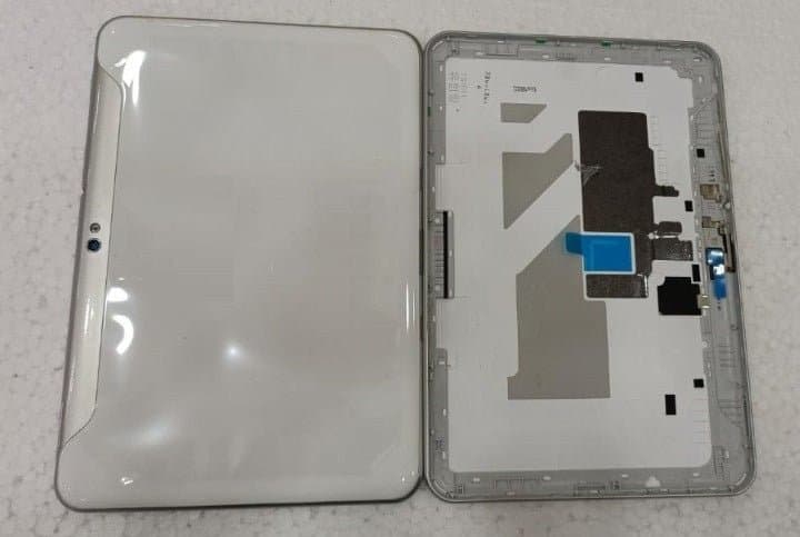 Mozomart Battery Door Back Panel Housing with Camera Lens for Samsung Tab 8.9 (P7300) : White